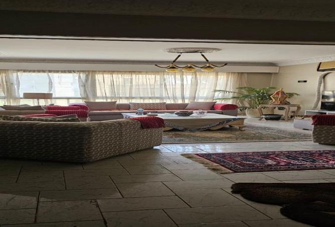 70108630 - Property Image 3