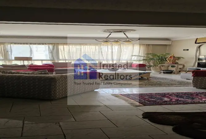 70108630 - Property Image 3