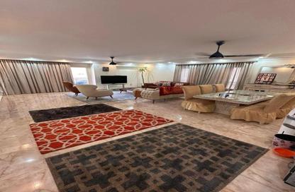 Apartment - 3 Bedrooms - 2 Bathrooms for sale in 50th Street - Zahraa El Maadi - Hay El Maadi - Cairo
