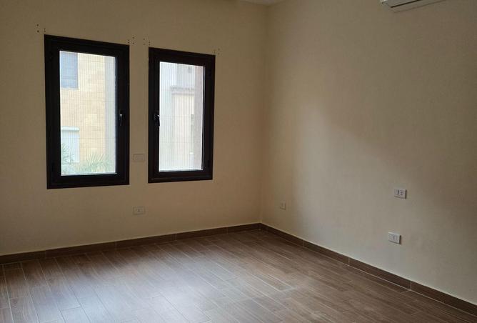 70805656 - صورة العقار 2