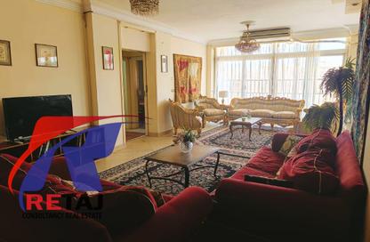 Apartment - 3 Bedrooms - 3 Bathrooms for rent in Omarat Al Saudeya St. - Masaken Al Mohandesin - Nasr City - Cairo