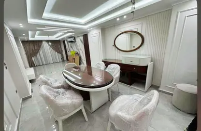 شقة - 3 غرف نوم - 2 حمامات للايجار في شارع مدرسة الريادة - سموحة - حي شرق - الاسكندرية