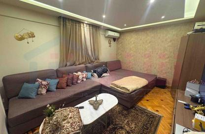 Apartment - 2 Bedrooms - 1 Bathroom for sale in Cleopatra - Hay Sharq - Alexandria
