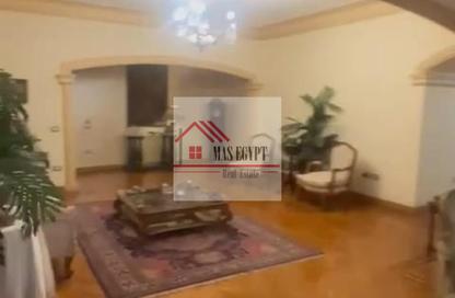 شقة - 4 غرف نوم - 2 حمامات للبيع في المهندسين - الجيزة
