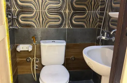 شقة - 3 غرف نوم - 2 حمامات للبيع في البوابة الثالثة القديمة - خفرع - حدائق الاهرام - الجيزة