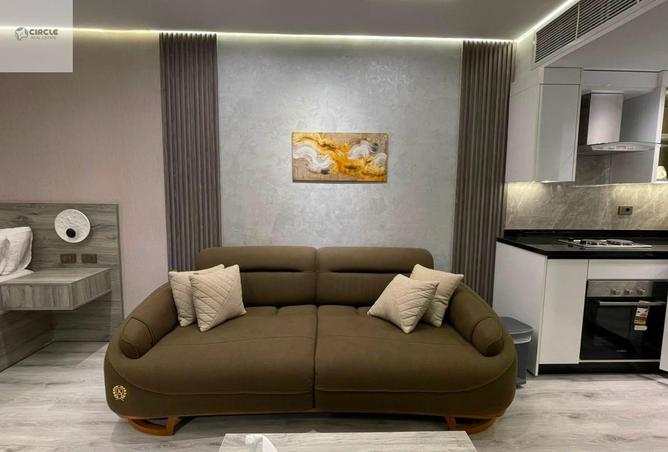 98821937 - Property Image 3