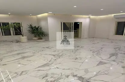 شقة - 3 غرف نوم - 2 حمامات للايجار في مجمع أوزون الطبي - النرجس - مدينة القاهرة الجديدة - القاهرة