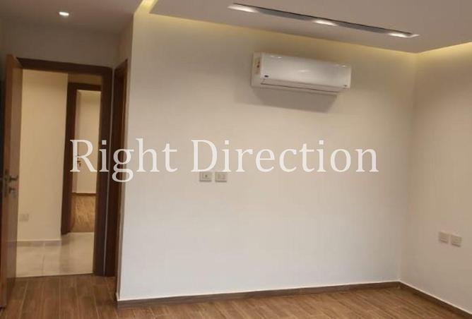 8671348 - صورة العقار 3