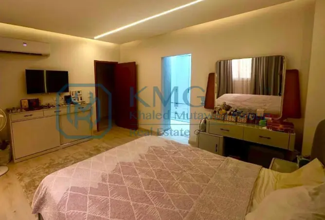 121149003 - Property Image 2