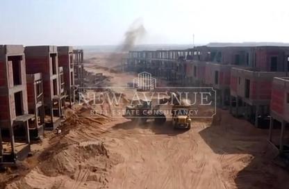 Townhouse - 3 Bedrooms - 4 Bathrooms for sale in Stei8ht - The 1st Settlement - New Cairo City - Cairo