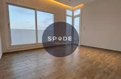 Penthouse - 3 Bedrooms - 3 Bathrooms for sale in Hyde Park - New Cairo City - Cairo
