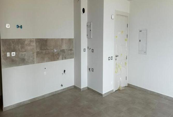 74036728 - Property Image 2