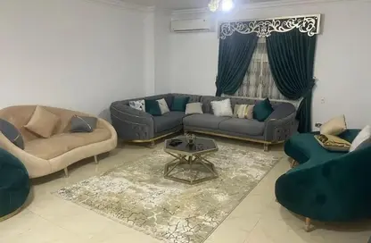 شقة - 3 غرف نوم - 3 حمامات للايجار في شارع الجزيرة - المستثمرين الجنوبية - مدينة القاهرة الجديدة - القاهرة