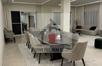 فيلا - 8 غرف نوم - 6 حمامات للبيع في رويال سيتي - كمبوندات الشيخ زايد - الشيخ زايد - الجيزة