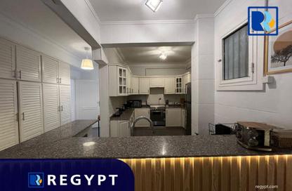 Apartment - 2 Bedrooms - 1 Bathroom for rent in Hassan Assem St. - Zamalek - Cairo Apartment - 2 Bedrooms - 1 Bathroom for rent in Hassan Assem St. - Zamalek - Cairo