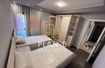 شقة - 3 غرف نوم - 3 حمامات للايجار في ذا كورت ياردز - كمبوندات الشيخ زايد - الشيخ زايد - الجيزة