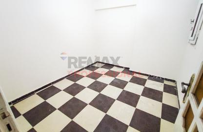 Apartment - 3 Bedrooms - 2 Bathrooms for sale in Al Tofola Al Saaeda St. - Sidi Beshr - Hay Awal El Montazah - Alexandria Apartment - 3 Bedrooms - 2 Bathrooms for sale in Al Tofola Al Saaeda St. - Sidi Beshr - Hay Awal El Montazah - Alexandria