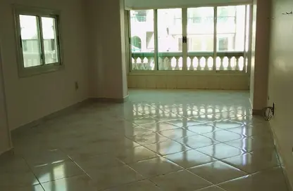 Apartment - 3 Bedrooms - 2 Bathrooms for rent in 6th Zone - Nasr City - Cairo