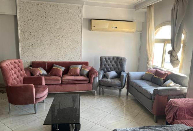 8329934 - Property Image 2