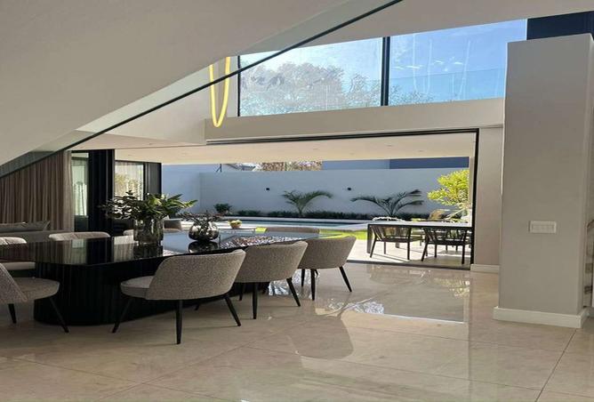 98009487 - Property Image 2