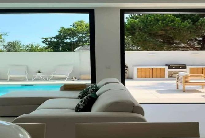 98009487 - Property Main Image