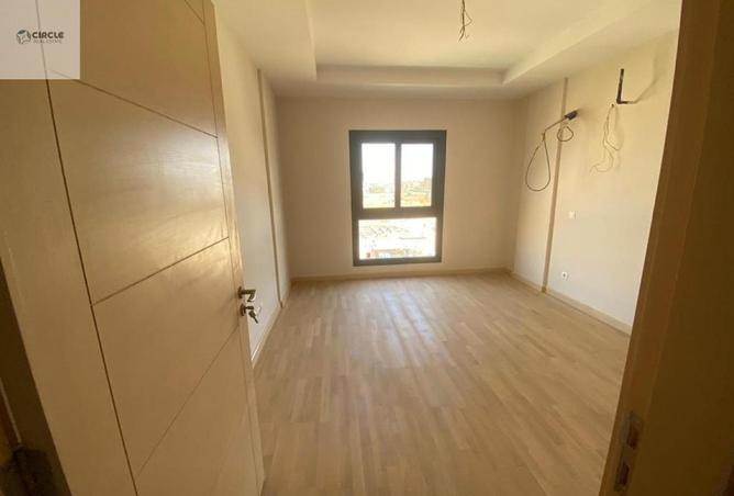 8712721 - Property Image 2