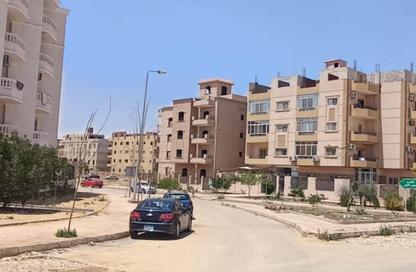Apartment - 3 Bedrooms - 3 Bathrooms for sale in 1st Neighborhood - 8th Area - Shorouk City - Cairo