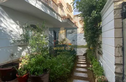 Villa - 4 Bedrooms - 4 Bathrooms for sale in Royal City - Sheikh Zayed Compounds - Sheikh Zayed City - Giza