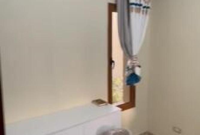 81825229 - Property Image 2