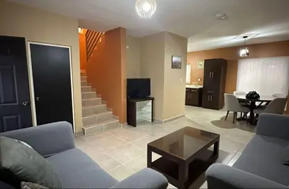 فيلا - 3 غرف نوم - 2 حمامات للايجار في مدينتي - القاهرة