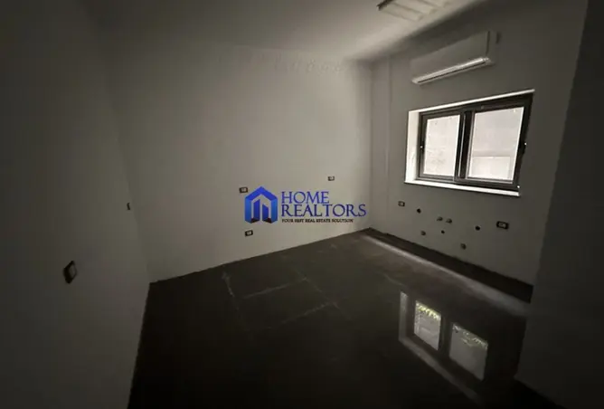 102078907 - Property Image 3