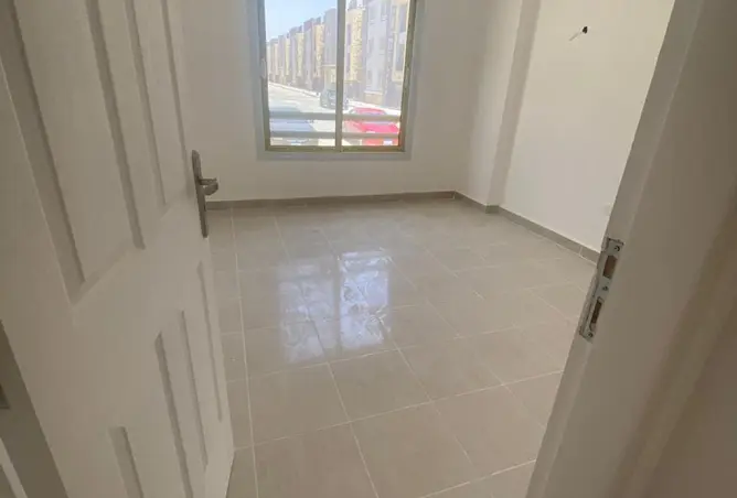 78142590 - Property Image 3