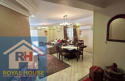 Apartment - 3 Bedrooms - 1 Bathroom for sale in Mahmoud Ghoneim St. - 6th Zone - Nasr City - Cairo