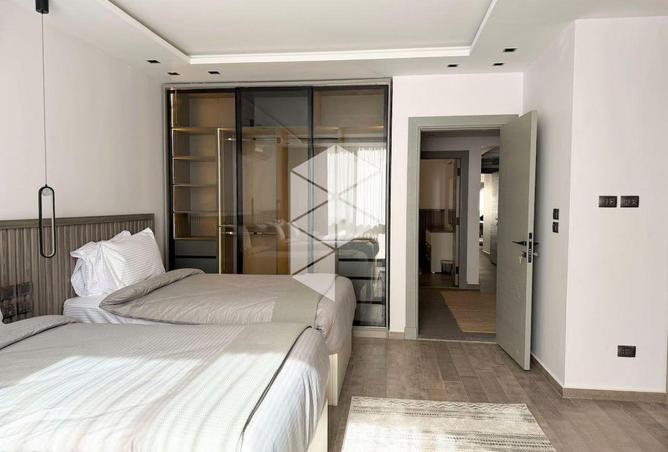 73770180 - Property Image 3