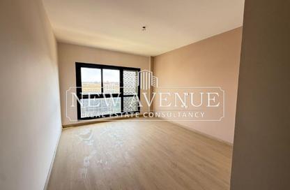 Apartment - 3 Bedrooms - 2 Bathrooms for sale in The Address East - 90 Street - The 5th Settlement - New Cairo City - Cairo