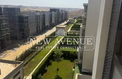 Apartment - 3 Bedrooms - 2 Bathrooms for sale in The Address East - 90 Street - The 5th Settlement - New Cairo City - Cairo