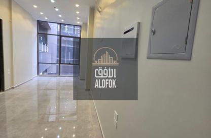 مساحات مكتبية - غرفة نوم للايجار في مون فالي - المستثمرين الجنوبية - مدينة القاهرة الجديدة - القاهرة