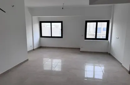 Penthouse - 3 Bedrooms - 3 Bathrooms for sale in Moon Residences - Fifth Square - The 5th Settlement - New Cairo City - Cairo