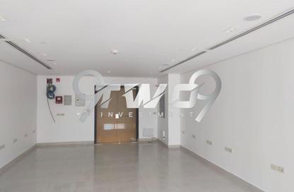 Office Space - Studio - 1 Bathroom for rent in Hyde Park Business District Mall - South Teseen St. - The 5th Settlement - New Cairo City - Cairo