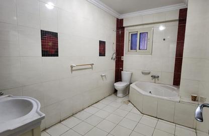 Apartment - 4 Bedrooms - 3 Bathrooms for rent in Street 33 - District 1 - The 5th Settlement - New Cairo City - Cairo