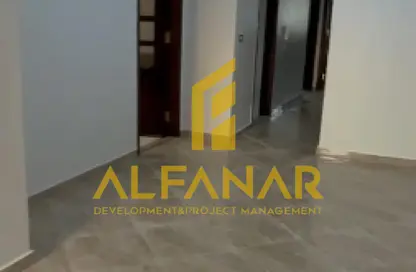 شقة - 3 غرف نوم - 2 حمامات للبيع في شارع عمر خورشيد - البنفسج 10 - البنفسج - مدينة القاهرة الجديدة - القاهرة