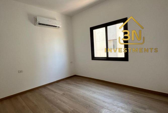 8670360 - صورة العقار 2