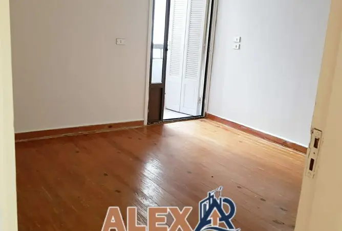 110743817 - Property Image 3