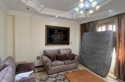 شقة - 3 غرف نوم - 1 حمام للبيع في شارع 17 - الحي الثالث - التجمع الخامس - مدينة القاهرة الجديدة - القاهرة