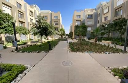 Apartment - 3 Bedrooms - 3 Bathrooms for rent in Palm Hills Village Avenue - North Investors Area - New Cairo City - Cairo