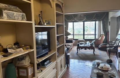 Apartment - 3 Bedrooms - 2 Bathrooms for sale in Al Nile  St. - Giza District - Ganoub El Giza - Giza