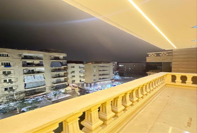 53469405 - Property Main Image