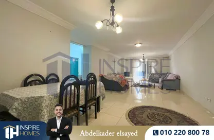 شقة - 3 غرف نوم - 2 حمامات للايجار في سان ستيفانو - حي شرق - الاسكندرية