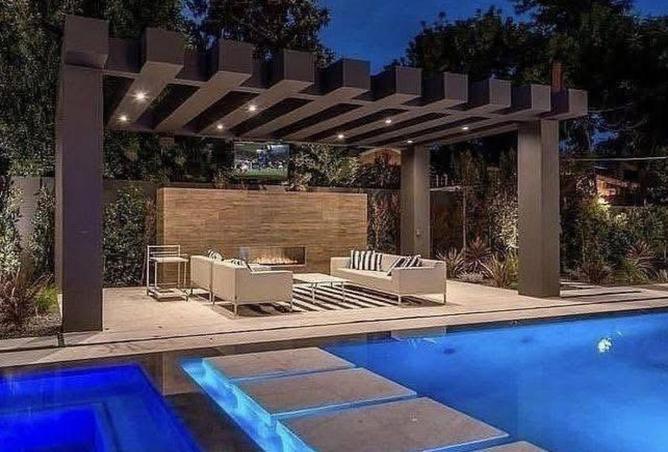 8557561 - Property Image 3