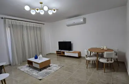 Apartment - 1 Bedroom - 2 Bathrooms for rent in Moon Residences - Fifth Square - The 5th Settlement - New Cairo City - Cairo